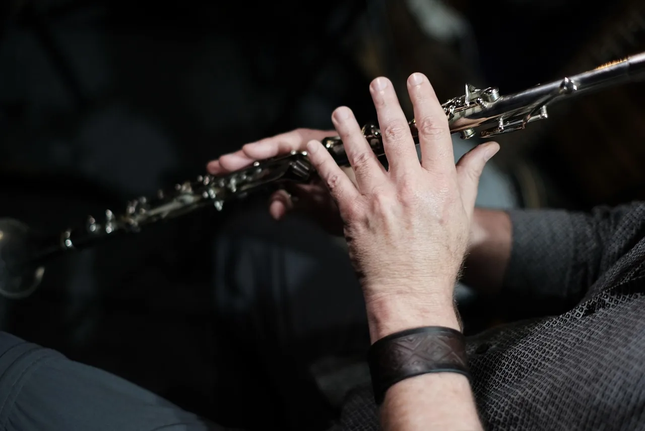 Finger position on a clarinet Finger position on a clarinet