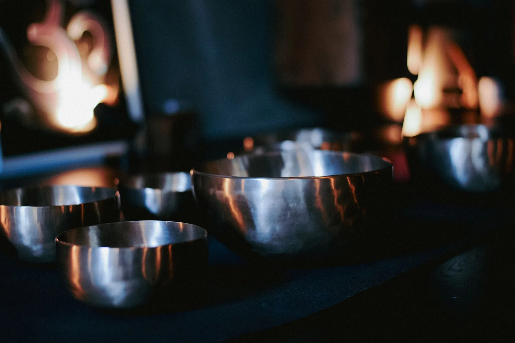 Metal singing bowls in different sizes Metal singing bowls in different sizes