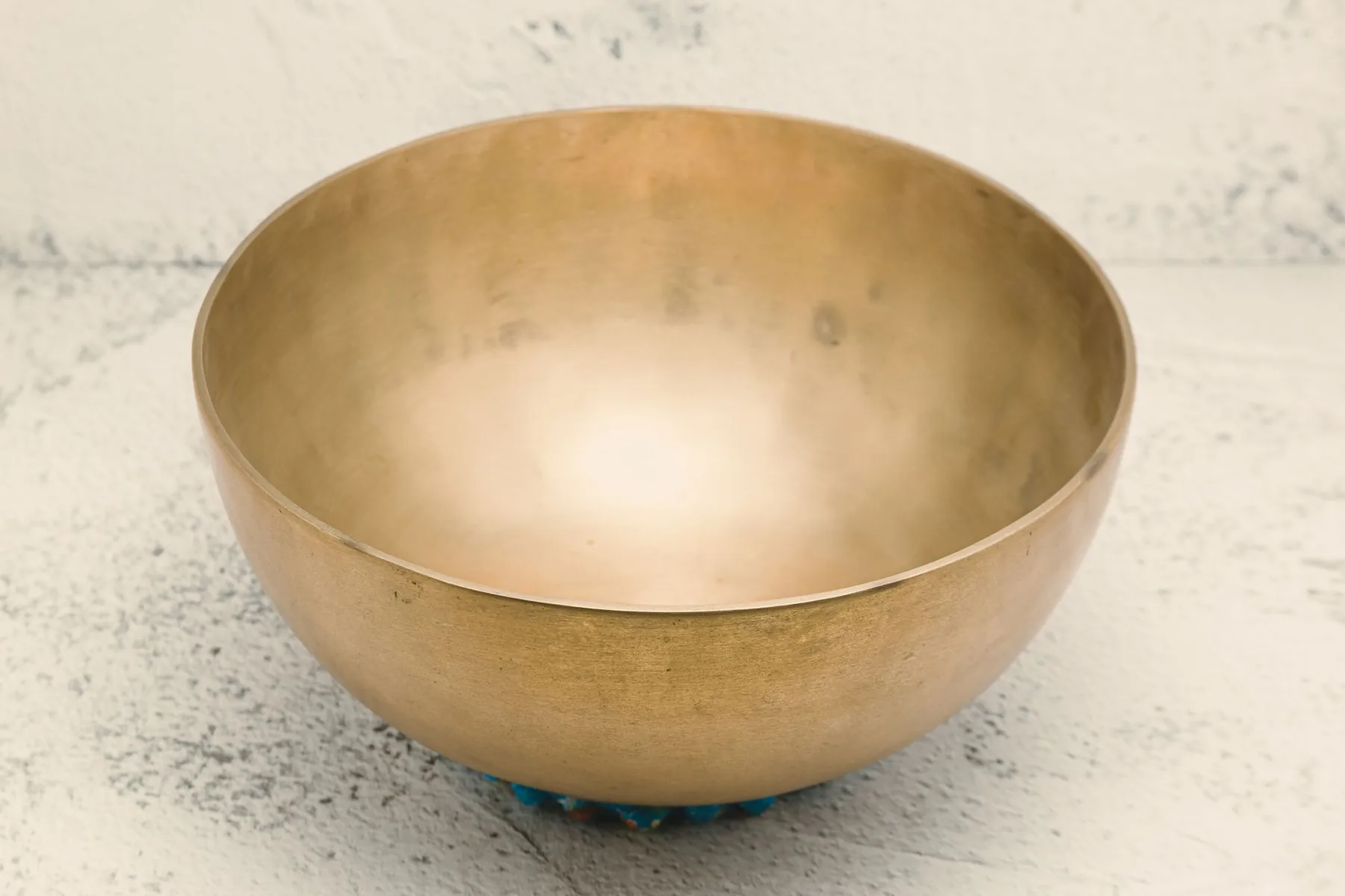 Golden metal Tibetan singing bowl Golden metal Tibetan singing bowl