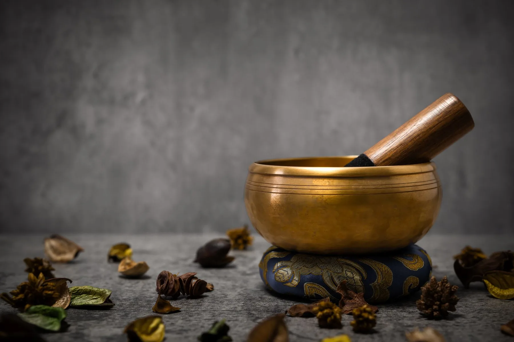 Which Material Should You Choose for a Durable Tibetan Singing Bowl?